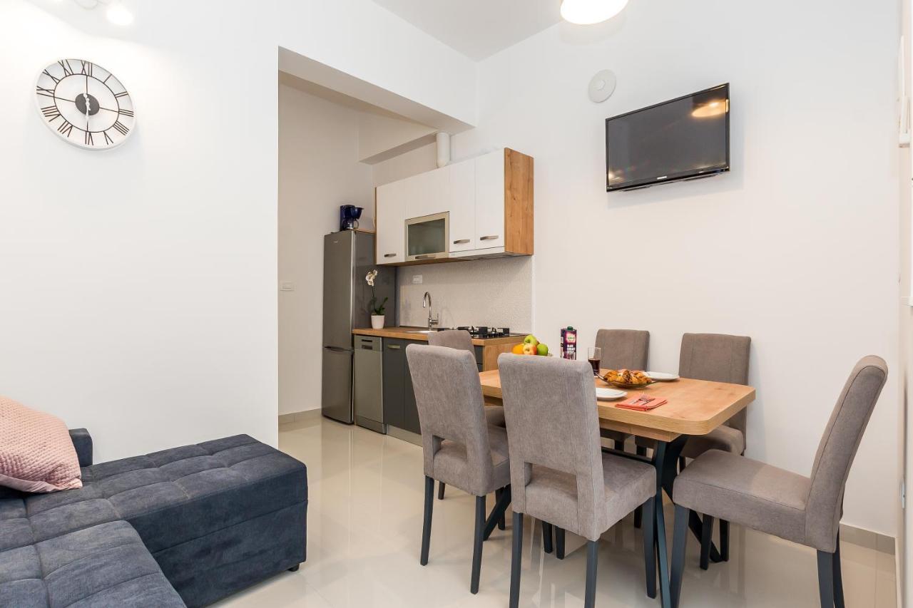 Apartmani Vesna Grebaštica Eksteriør bilde
