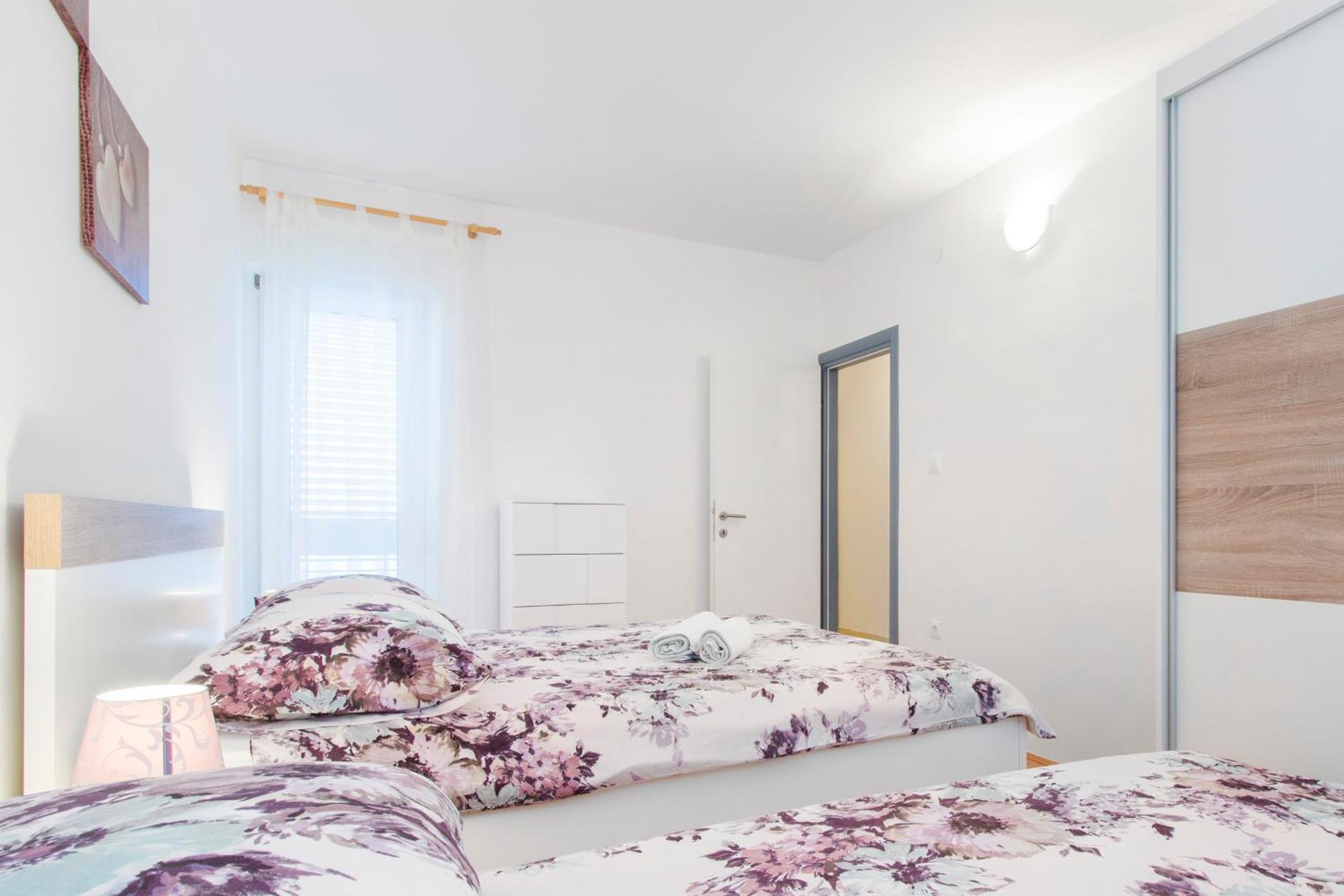 Apartmani Vesna Grebaštica Rom bilde