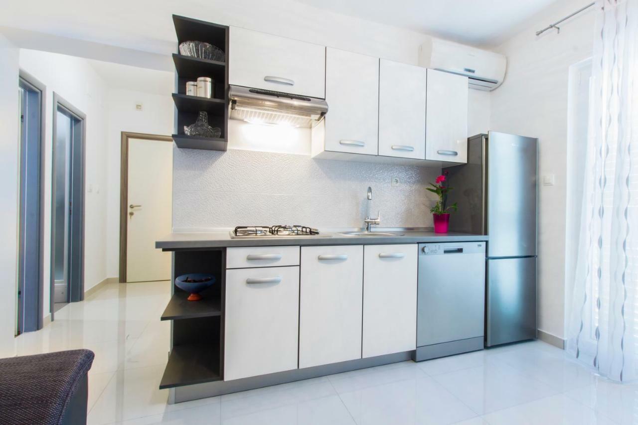 Apartmani Vesna Grebaštica Eksteriør bilde