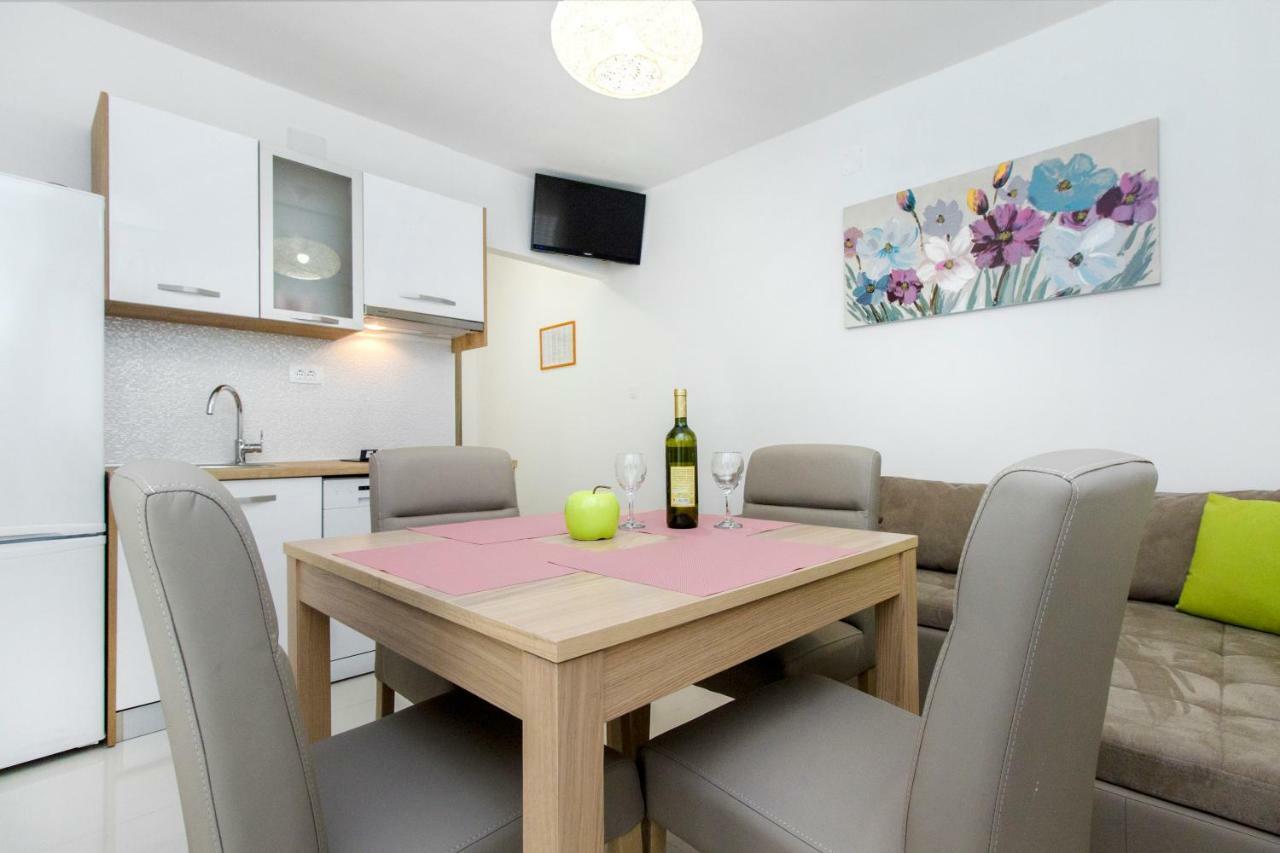 Apartmani Vesna Grebaštica Eksteriør bilde
