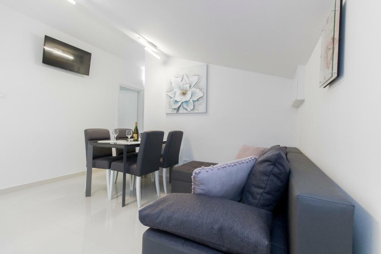 Apartmani Vesna Grebaštica Eksteriør bilde