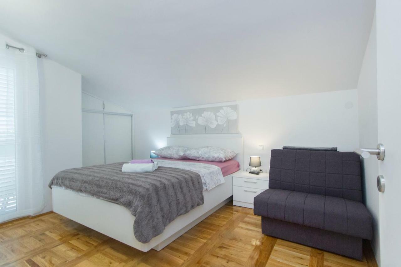 Apartmani Vesna Grebaštica Eksteriør bilde